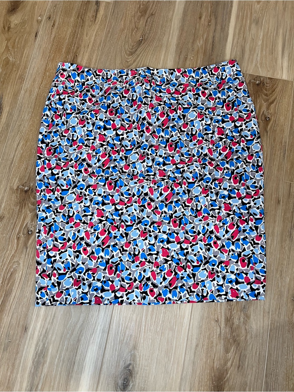 Nine West Multicolor Printed Pencil Skirt — Blue & Pink Accents
